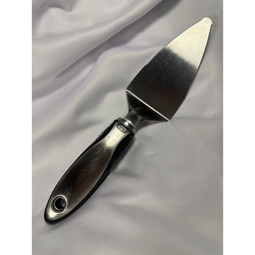 OXO‎ Good Grips Steel Pie Server Stainless Steel Serrated Edge Cake Slicer Black